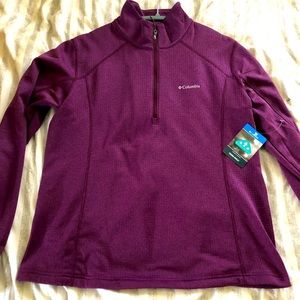 Columbia Quarter Zip top